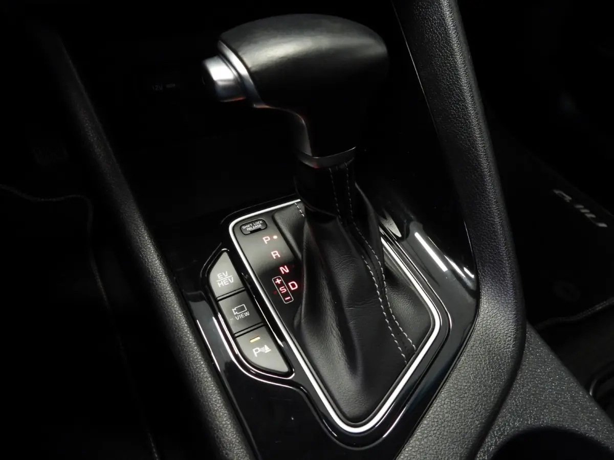 1.6 GDi PHEV Plug-In DynamicPlusLine NAVI/CAMERA/LED/16"LMV!