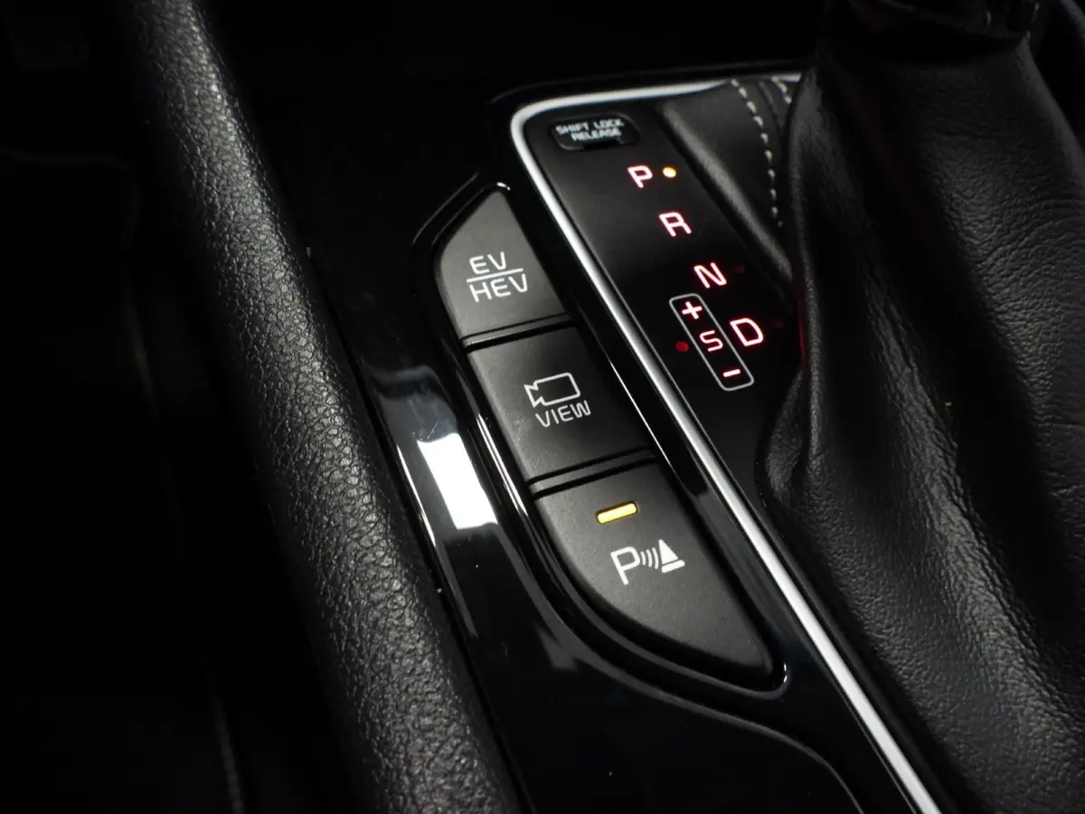 1.6 GDi PHEV Plug-In DynamicPlusLine NAVI/CAMERA/LED/16"LMV!