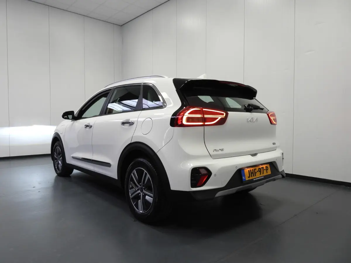1.6 GDi PHEV Plug-In DynamicPlusLine NAVI/CAMERA/LED/16"LMV!