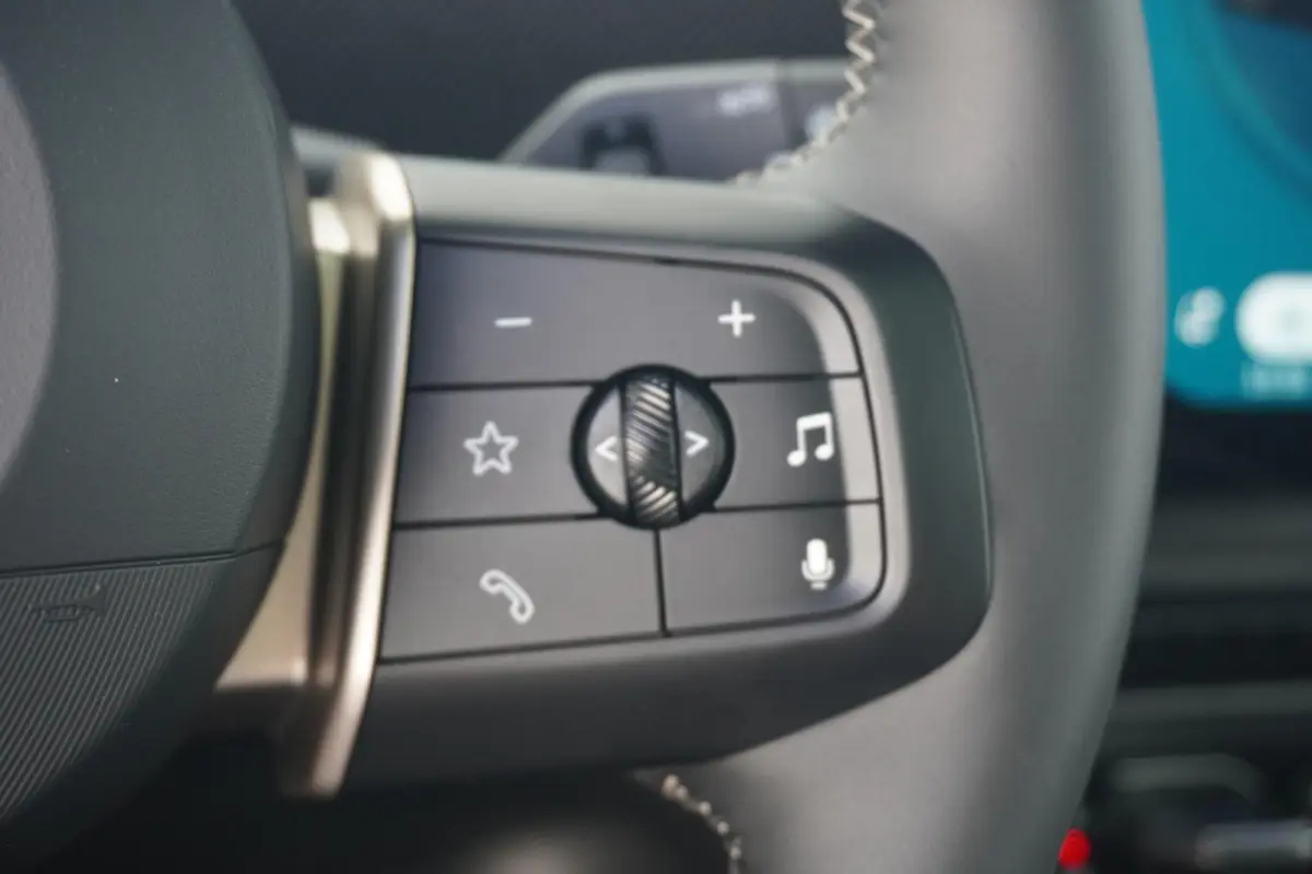 Cooper E | Favoured Trim | Pakket L | Harman Kardon | Glazen Panoramadak | Comfort Access | Stoel & Stuurverwarming