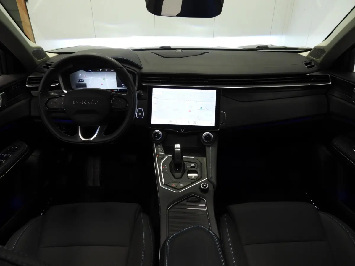 1.5 PHEV BlackLine NAVI/360CAM/SCHUIFDAK/LED/20"LMV!