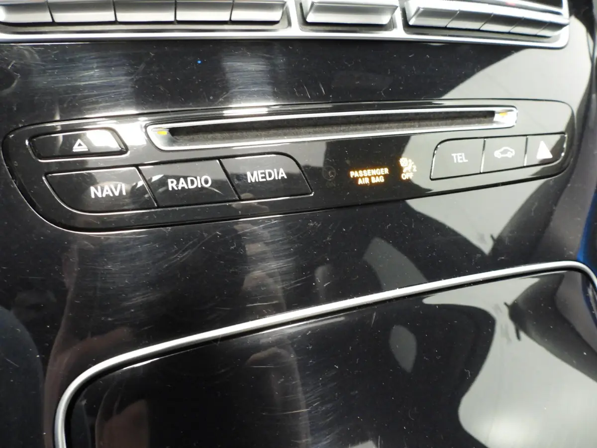 C350e Sport Edition LEER/SCHUIFDAK/LED/18"LMV!
