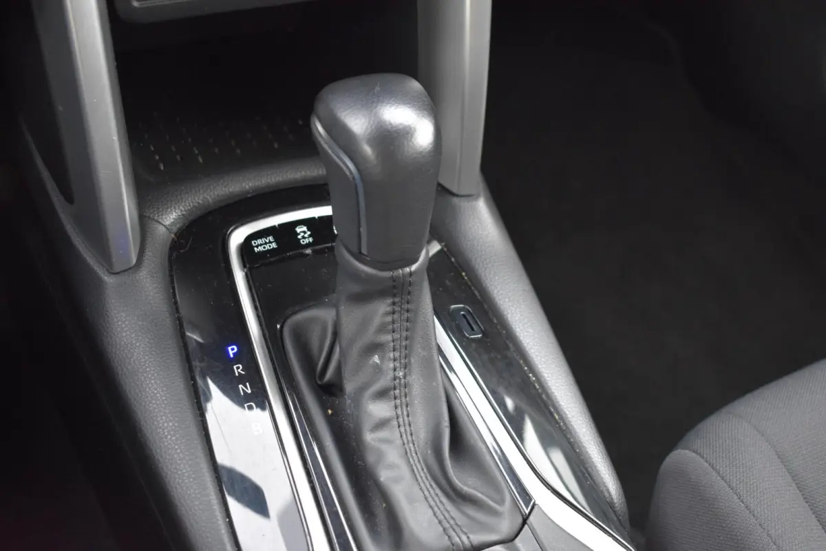 Hybrid Active | Camera | Carplay | Cruise Control |
