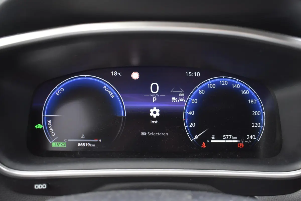 Hybrid Active | Camera | Carplay | Cruise Control |