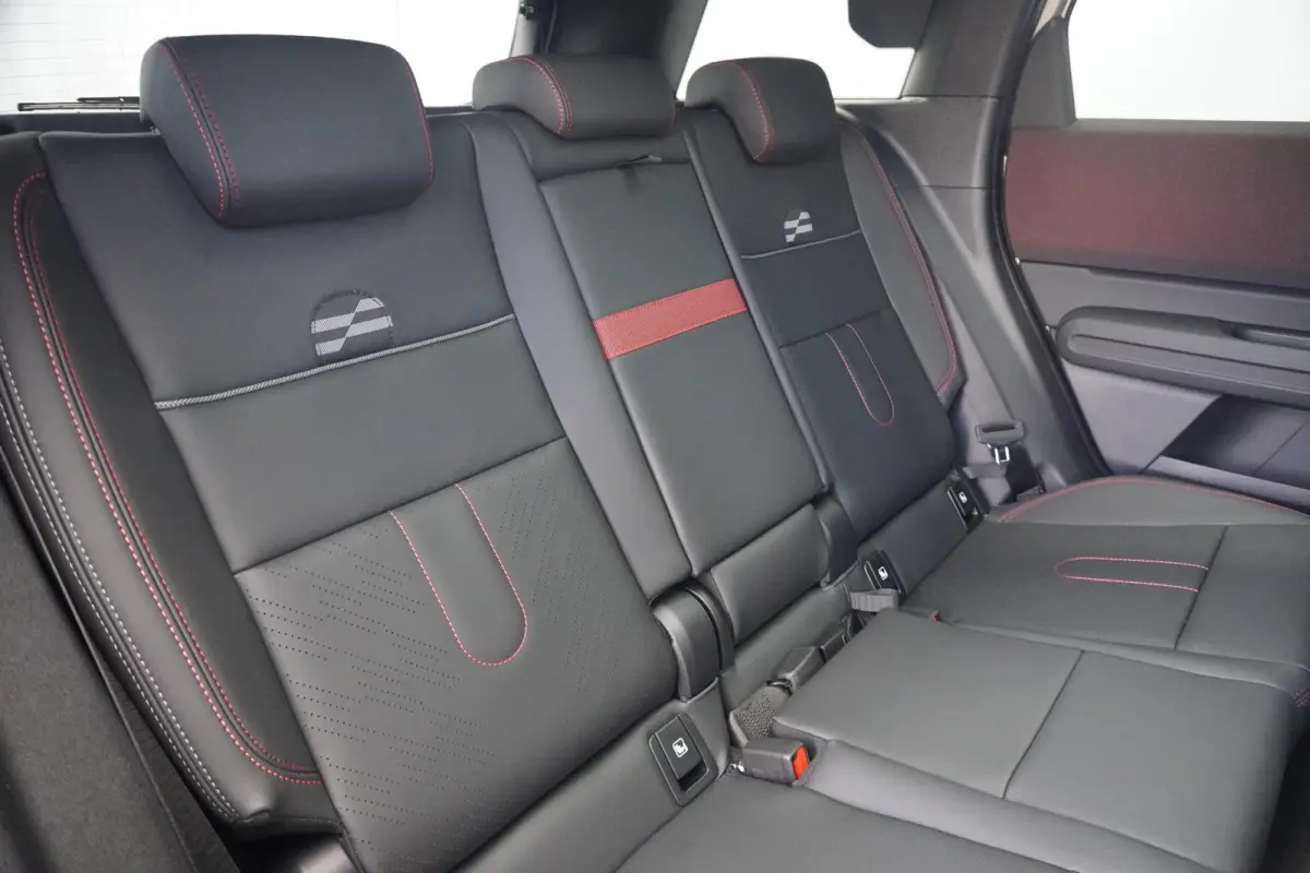 John Cooper Works ALL4 | Pakket XL | Harman Kardon | Panoramadak | Stoel & Stuurverwaming | Driving Assitant Proffesional | Massagefunctie