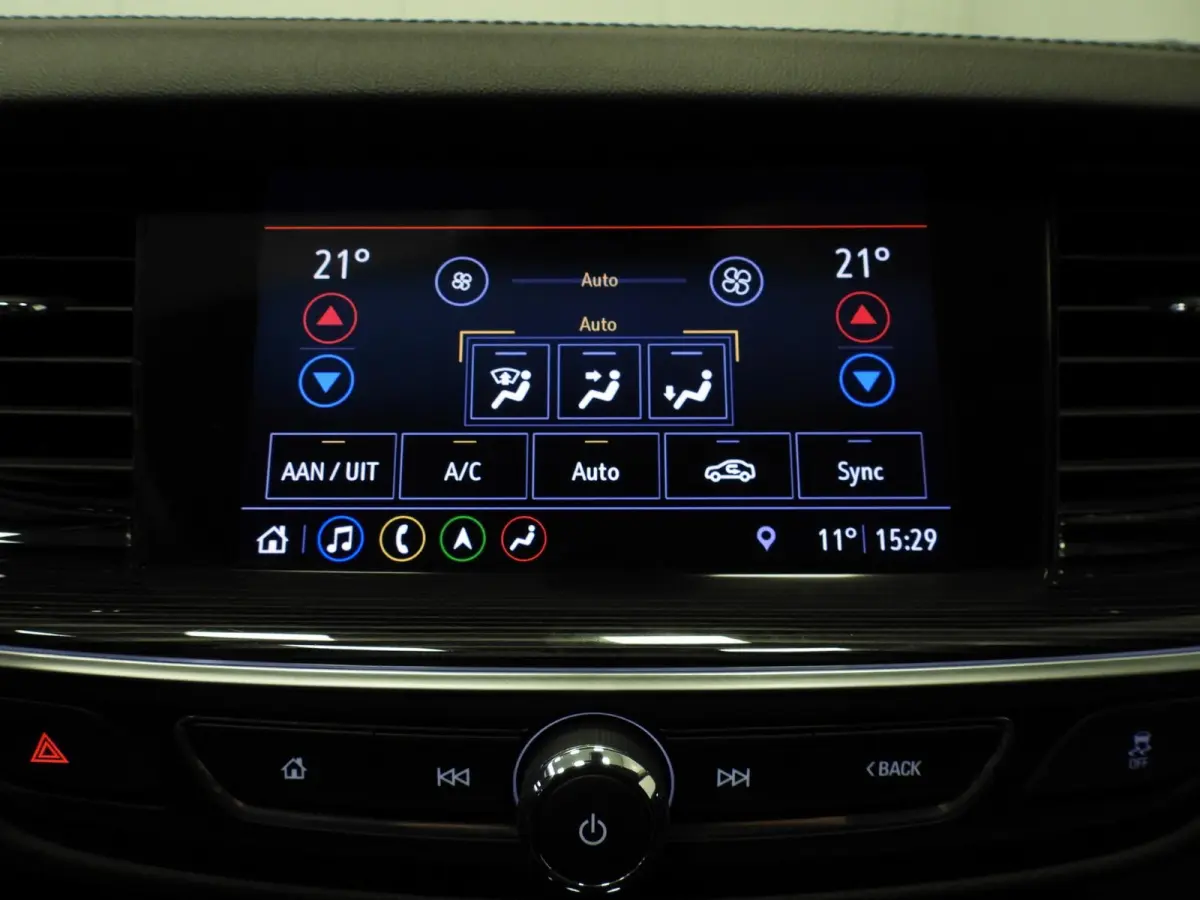 1.5 Turbo Business Executive NAVI/CAMERA/WINTERPACK/17"LMV!