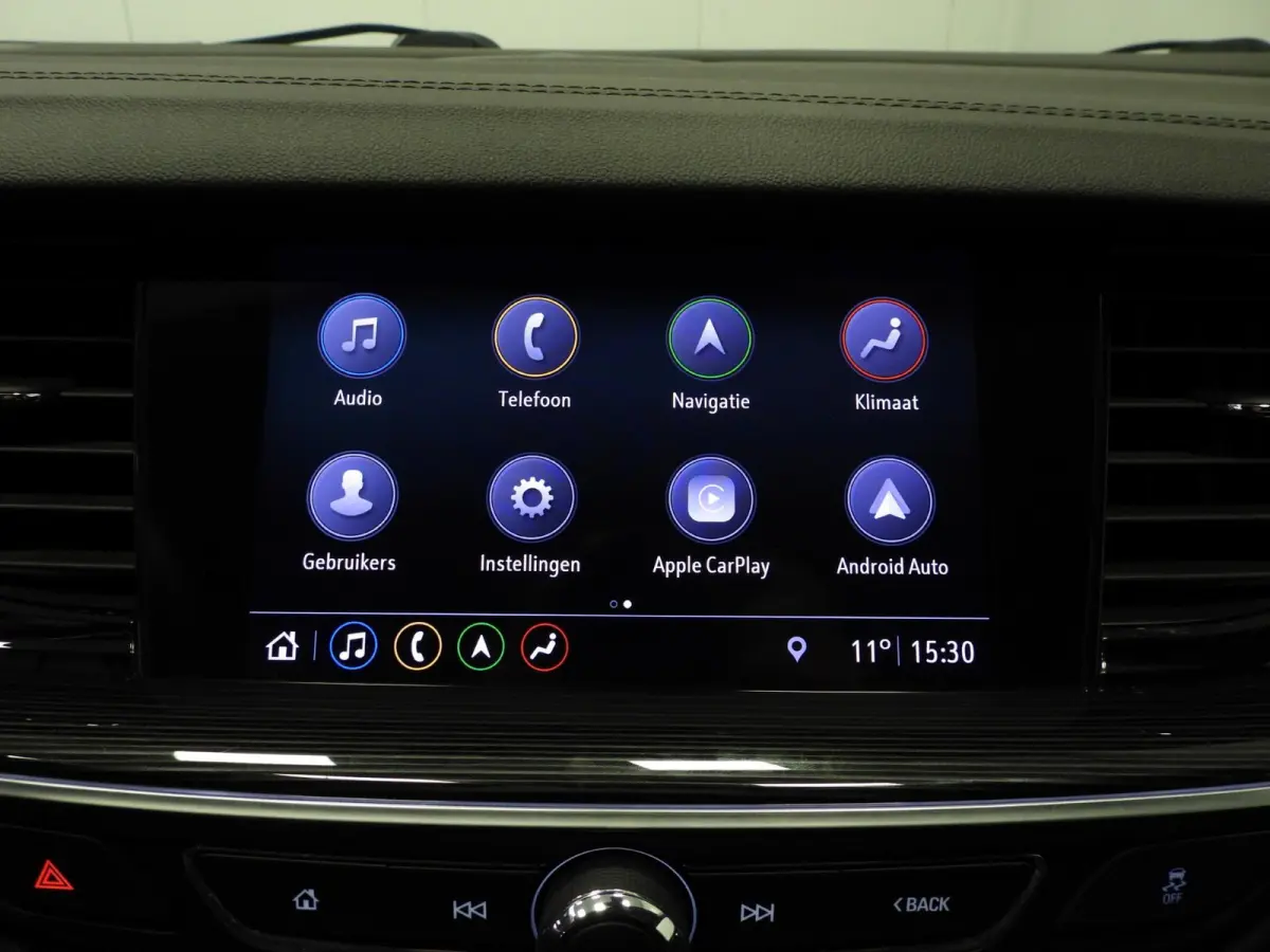 1.5 Turbo Business Executive NAVI/CAMERA/WINTERPACK/17"LMV!