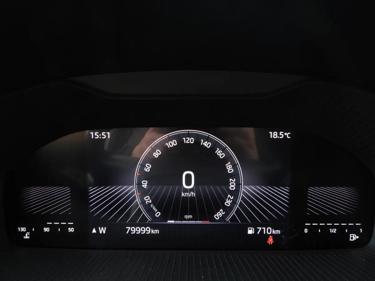 1.0 TSI Ambition NAVI/CAMERA/CLIMA/LED/16"LMV!