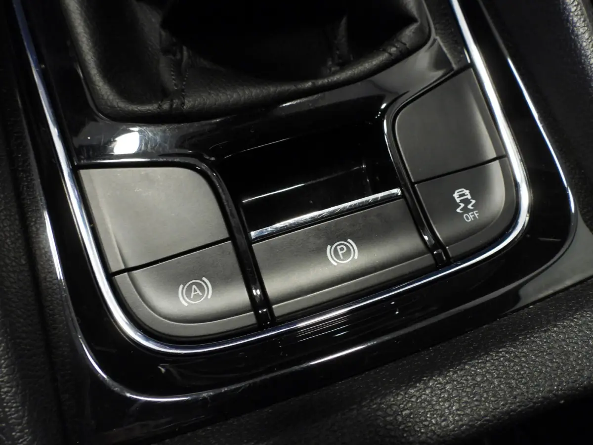 1.0 TSI Ambition NAVI/CAMERA/CLIMA/LED/16"LMV!