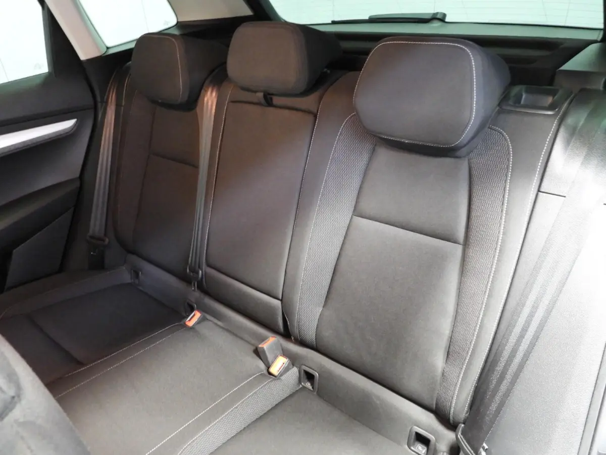 1.0 TSI Ambition NAVI/CAMERA/CLIMA/LED/16"LMV!