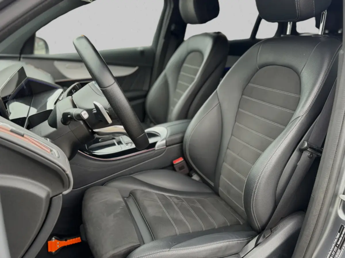 400 4MATIC Business Solution AMG 80 kWh SoH 92% (NL-auto, Trekhaak, SfeerV, Camera, LuchtV, Addapt Cruise, Etc)
