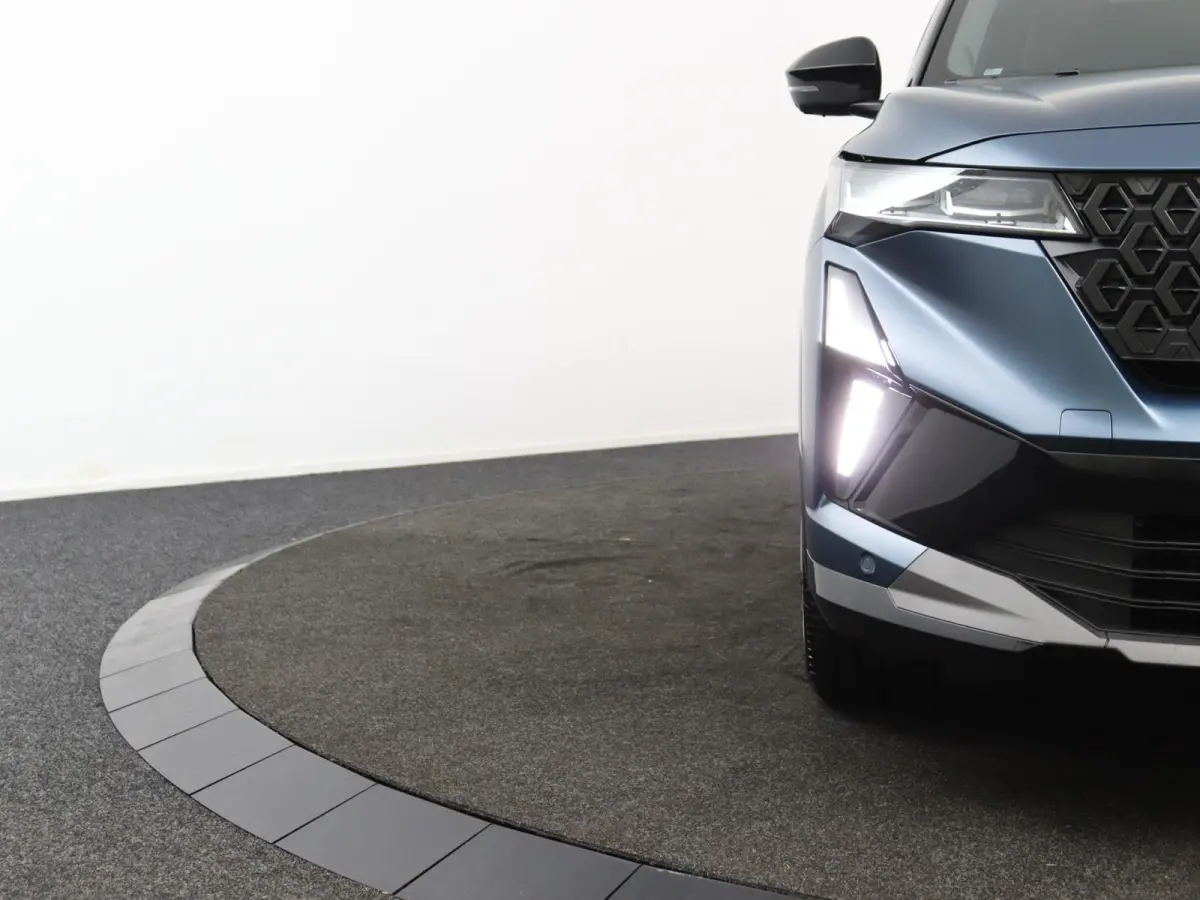 esprit Alpine full hybrid E-Tech 200 | pack light & sound | pack privilège | 4CONTROL advanced |