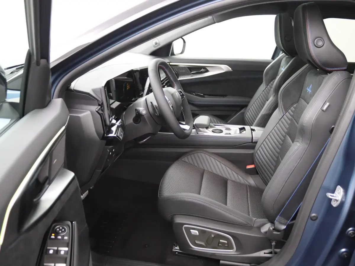 esprit Alpine full hybrid E-Tech 200 | pack light & sound | pack privilège | 4CONTROL advanced |