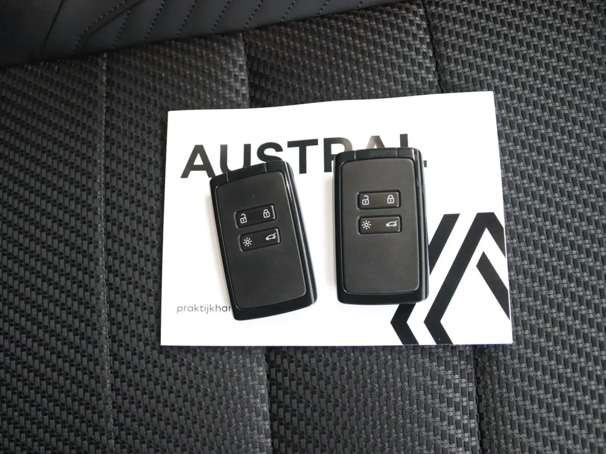 esprit Alpine full hybrid E-Tech 200 | pack light & sound | pack privilège | 4CONTROL advanced |