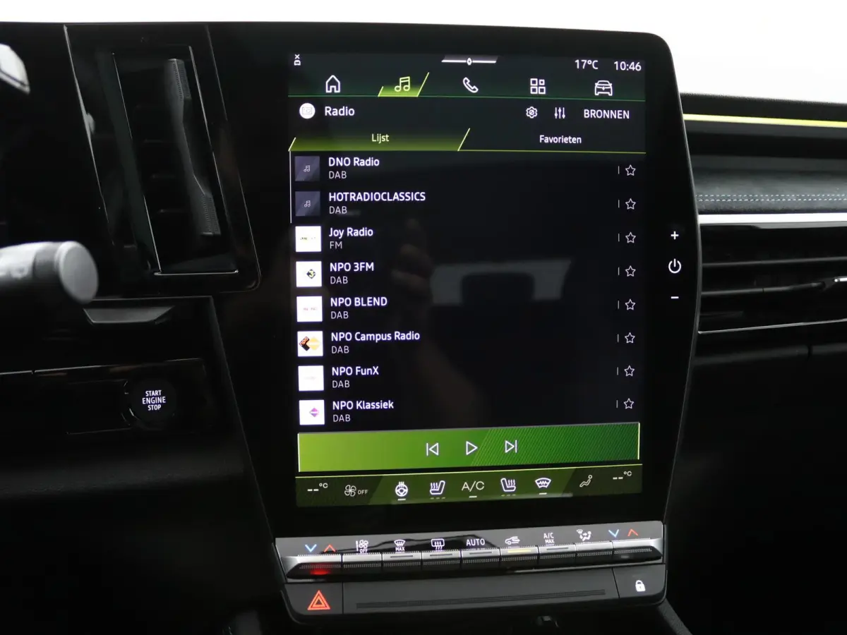 esprit Alpine full hybrid E-Tech 200 | pack light & sound | pack privilège | 4CONTROL advanced |