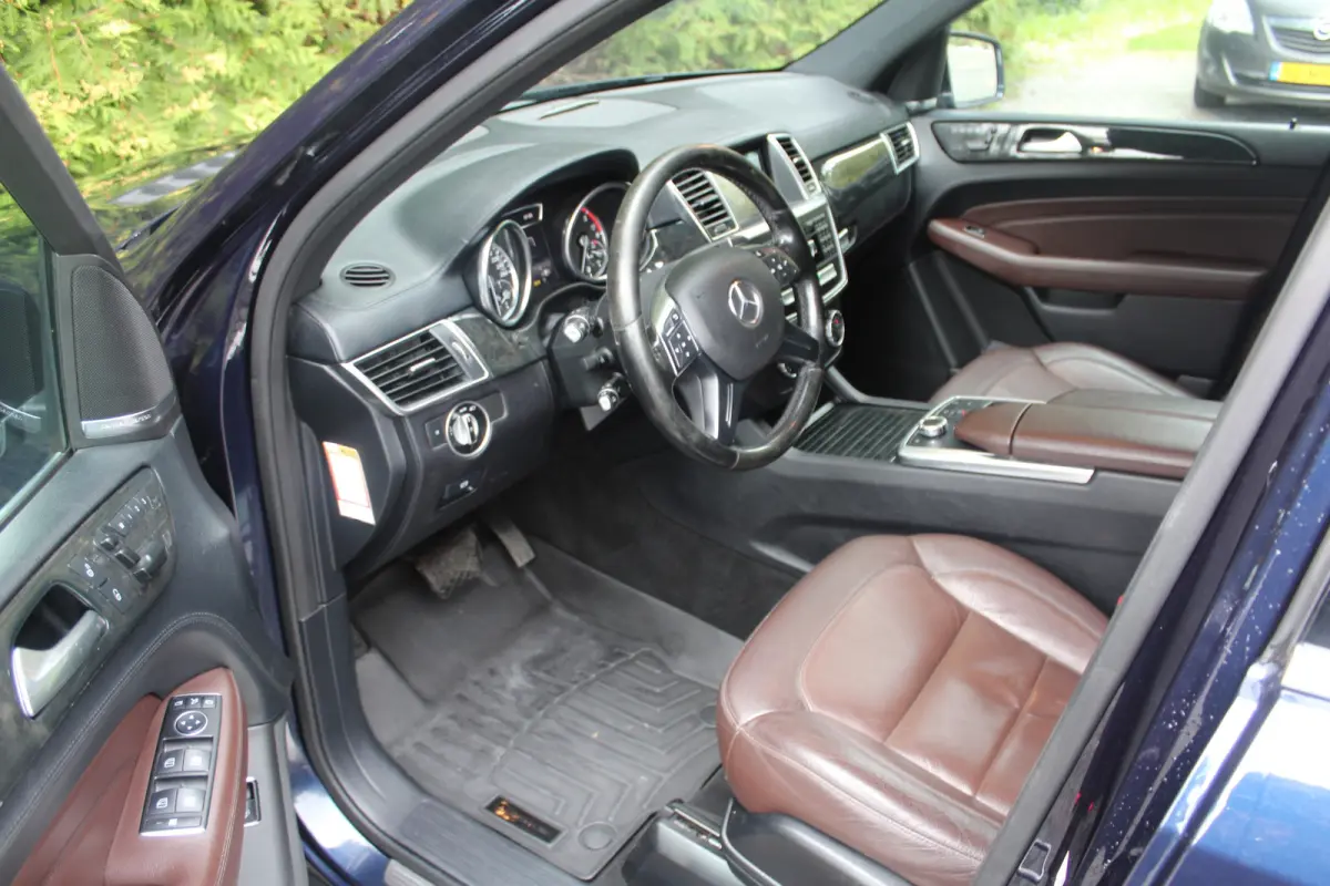 ML 350 BLUETEC 4MATIC 259PK Automaat Grijs Kenteken Panoramadak| Trekhaak | Parkeercamera | Memory | Leder