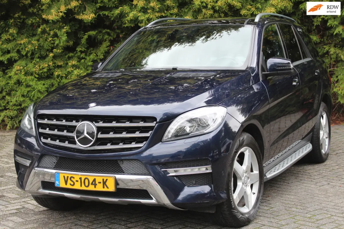 ML 350 BLUETEC 4MATIC 259PK Automaat Grijs Kenteken Panoramadak| Trekhaak | Parkeercamera | Memory | Leder