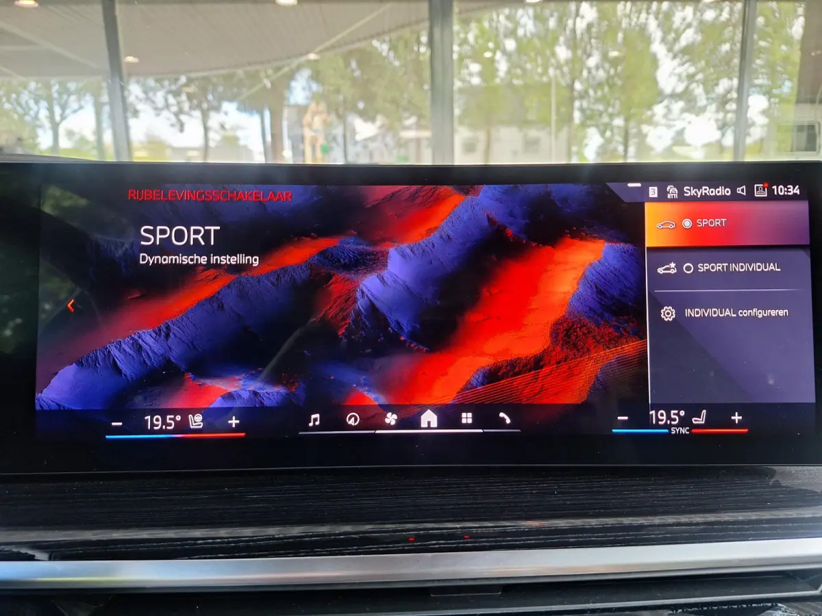 xDrive50e M Sport Pro (Pano,Trekhaak,Leer,Head,Harman)
