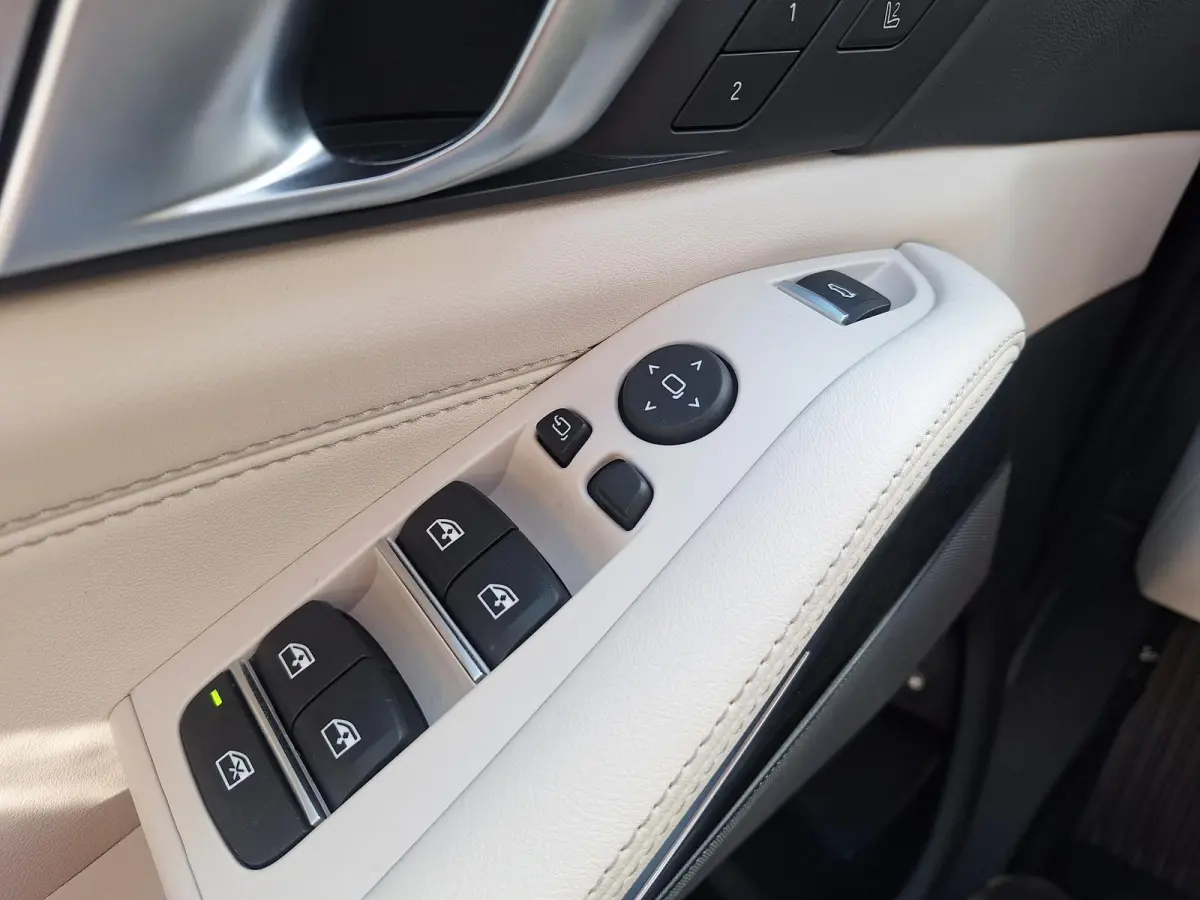 xDrive50e M Sport Pro (Pano,Trekhaak,Leer,Head,Harman)