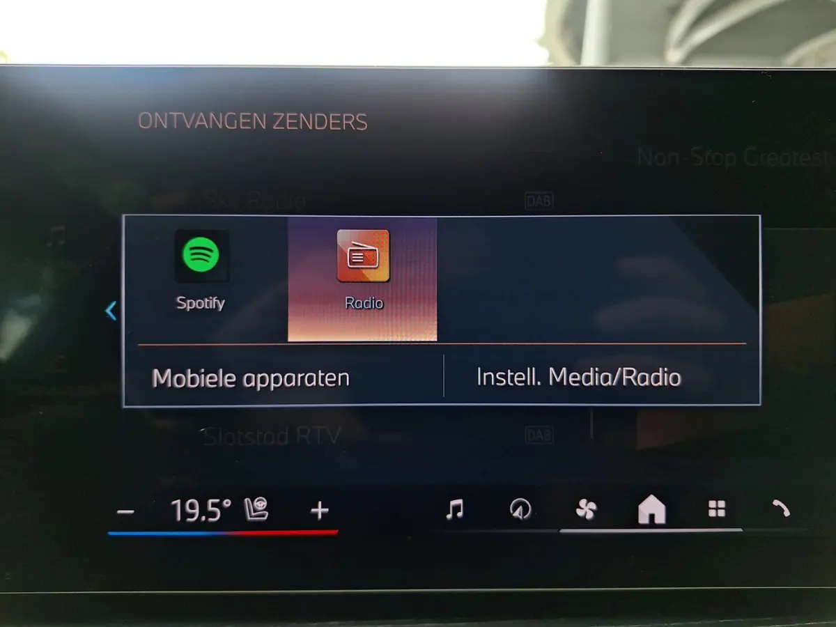 xDrive50e M Sport Pro (Pano,Trekhaak,Leer,Head,Harman)