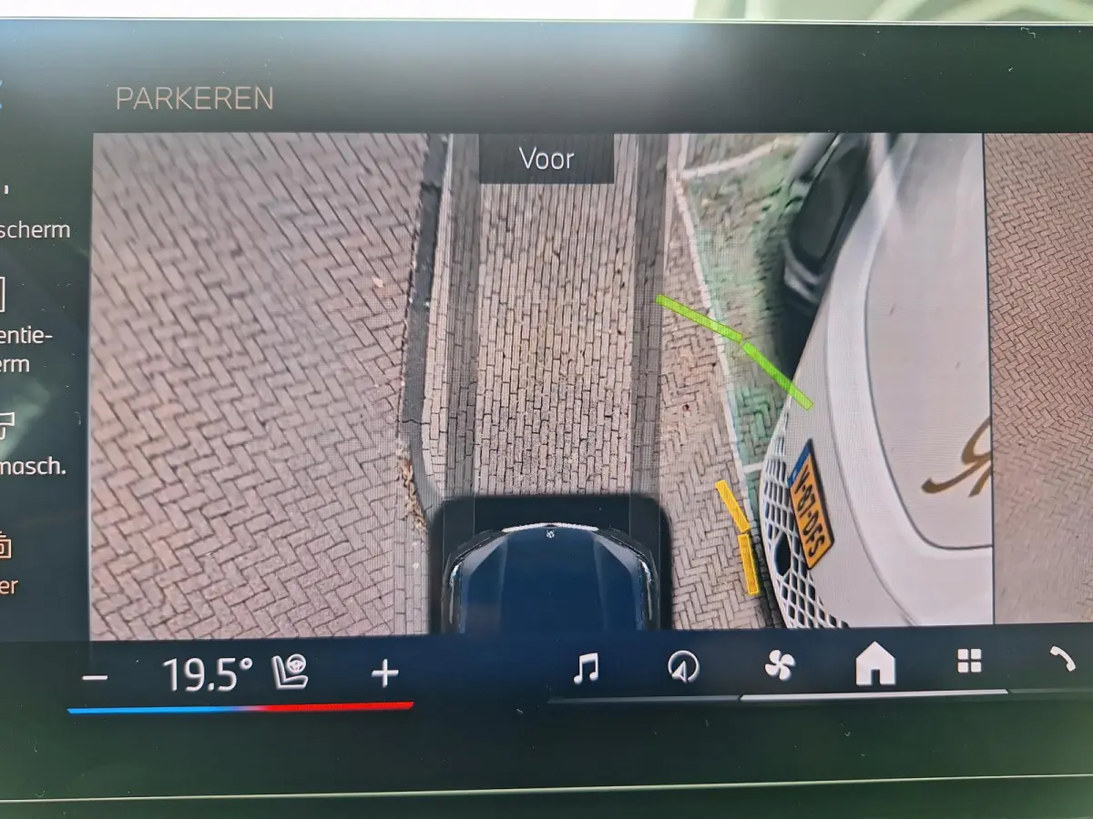 xDrive50e M Sport Pro (Pano,Trekhaak,Leer,Head,Harman)