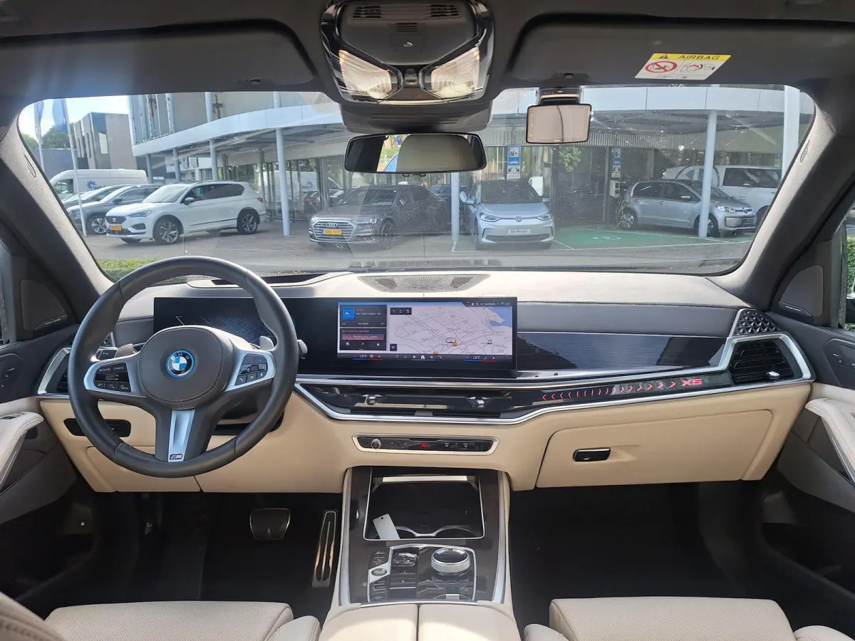 xDrive50e M Sport Pro (Pano,Trekhaak,Leer,Head,Harman)