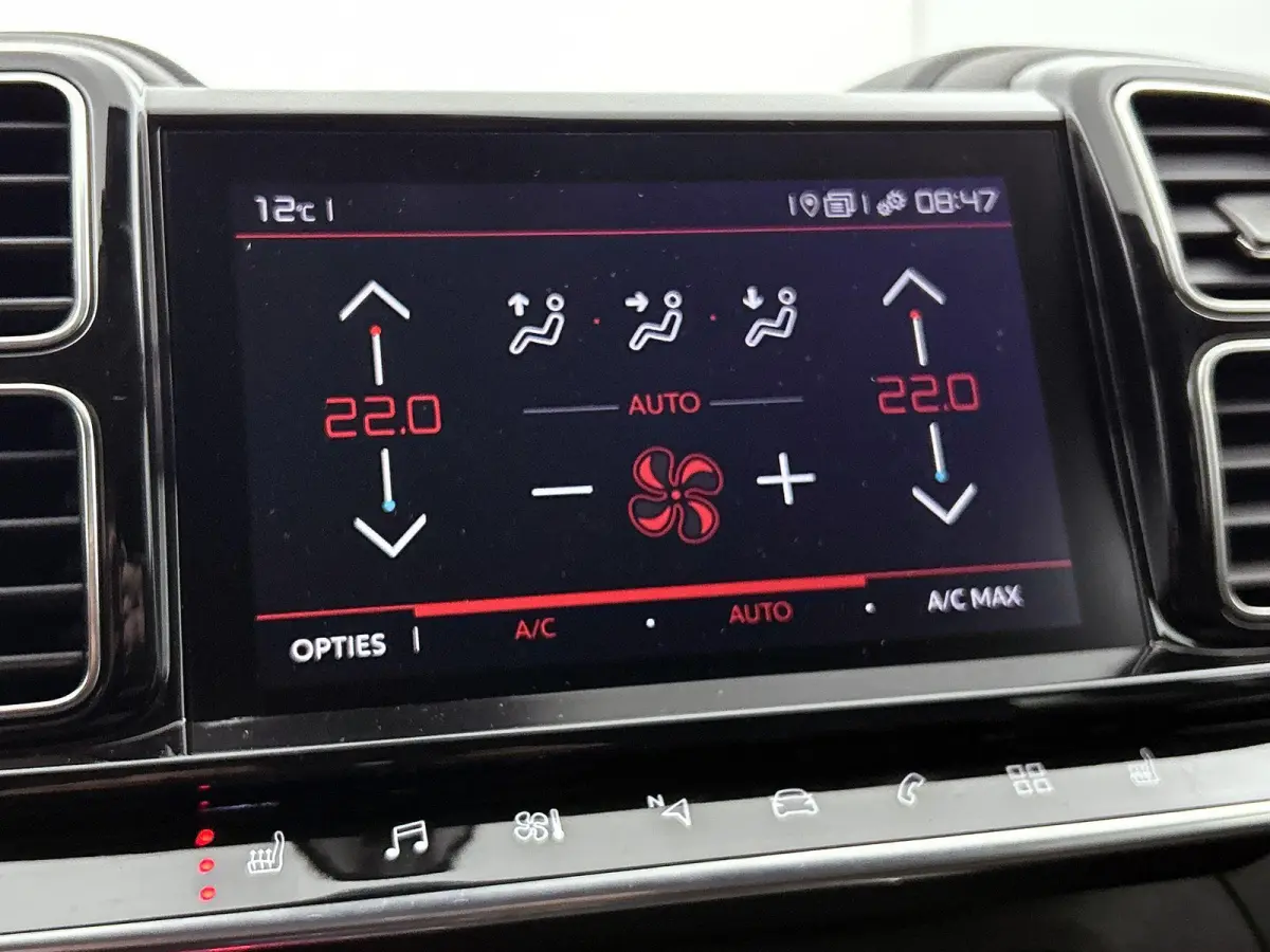 1.2 Business Plus 130pk | Navigatie | Adaptieve Cruise Control | 18"LMV | Keyless Entry/Start | Dodehoekdetectie | Camera | LED | Apple Carplay/Android Auto |