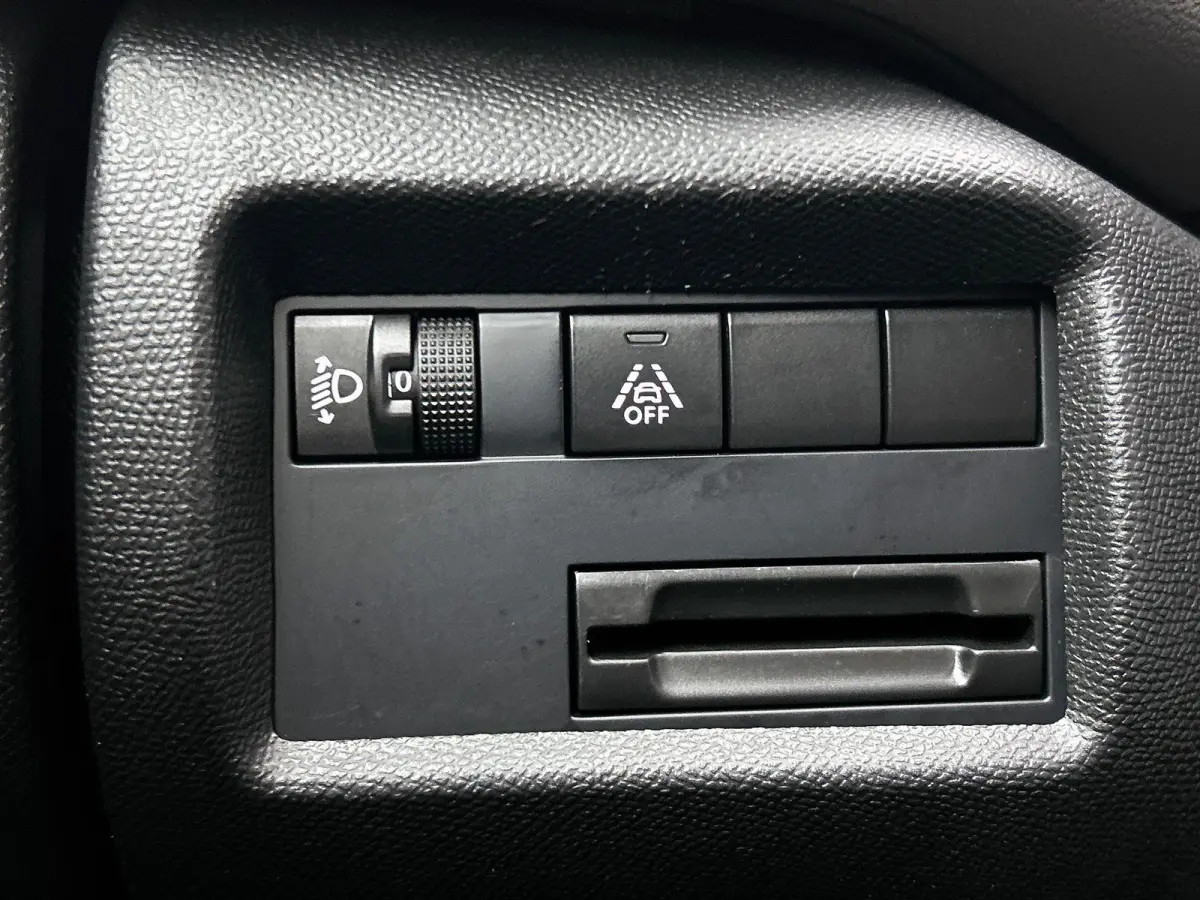 1.2 Business Plus 130pk | Navigatie | Adaptieve Cruise Control | 18"LMV | Keyless Entry/Start | Dodehoekdetectie | Camera | LED | Apple Carplay/Android Auto |