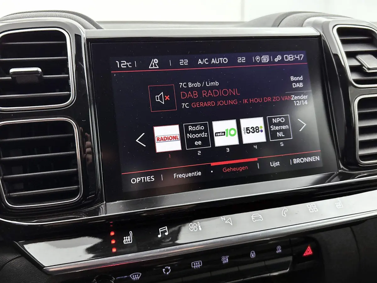 1.2 Business Plus 130pk | Navigatie | Adaptieve Cruise Control | 18"LMV | Keyless Entry/Start | Dodehoekdetectie | Camera | LED | Apple Carplay/Android Auto |