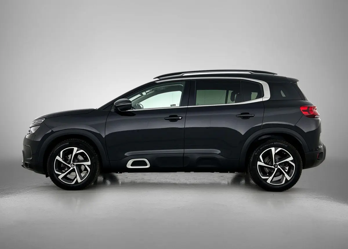 1.2 Business Plus 130pk | Navigatie | Adaptieve Cruise Control | 18"LMV | Keyless Entry/Start | Dodehoekdetectie | Camera | LED | Apple Carplay/Android Auto |