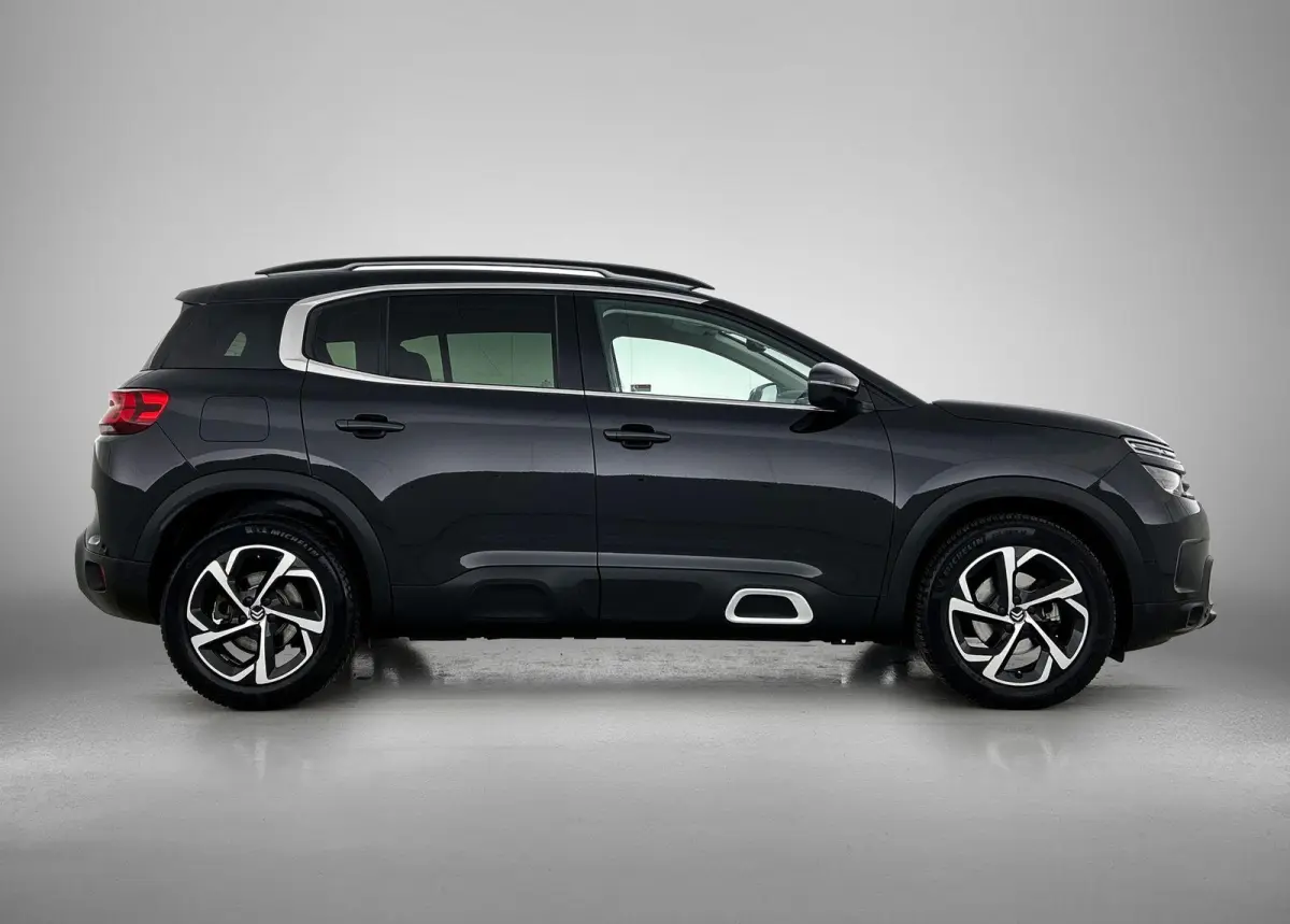 1.2 Business Plus 130pk | Navigatie | Adaptieve Cruise Control | 18"LMV | Keyless Entry/Start | Dodehoekdetectie | Camera | LED | Apple Carplay/Android Auto |