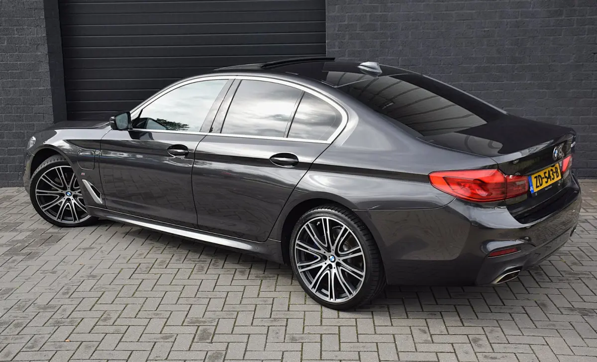 530e iPerformance High Executive*M-Pakket*DAK*360Cam*20Inch*Enz