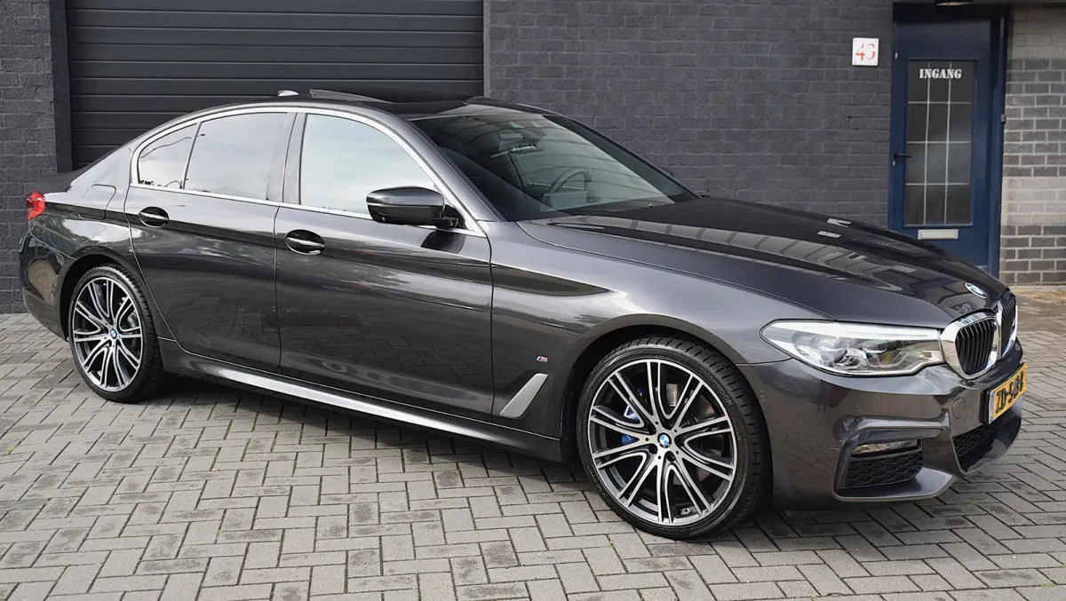 530e iPerformance High Executive*M-Pakket*DAK*360Cam*20Inch*Enz