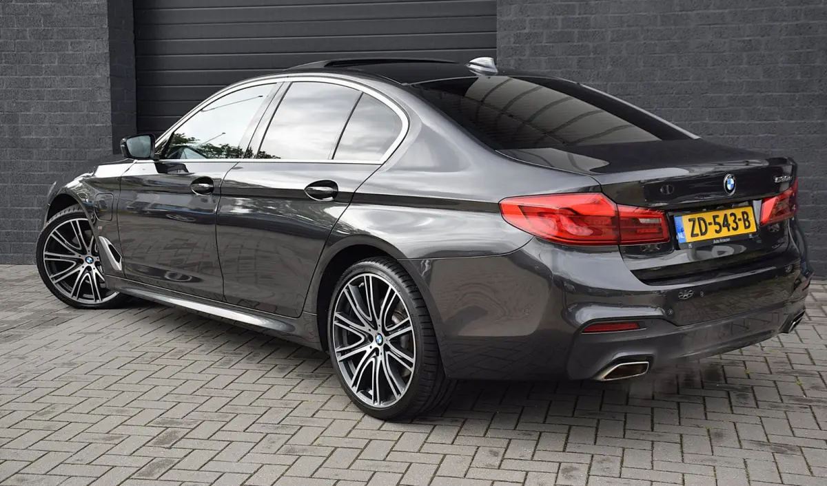 530e iPerformance High Executive*M-Pakket*DAK*360Cam*20Inch*Enz