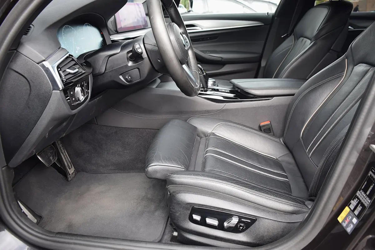 530e iPerformance High Executive*M-Pakket*DAK*360Cam*20Inch*Enz