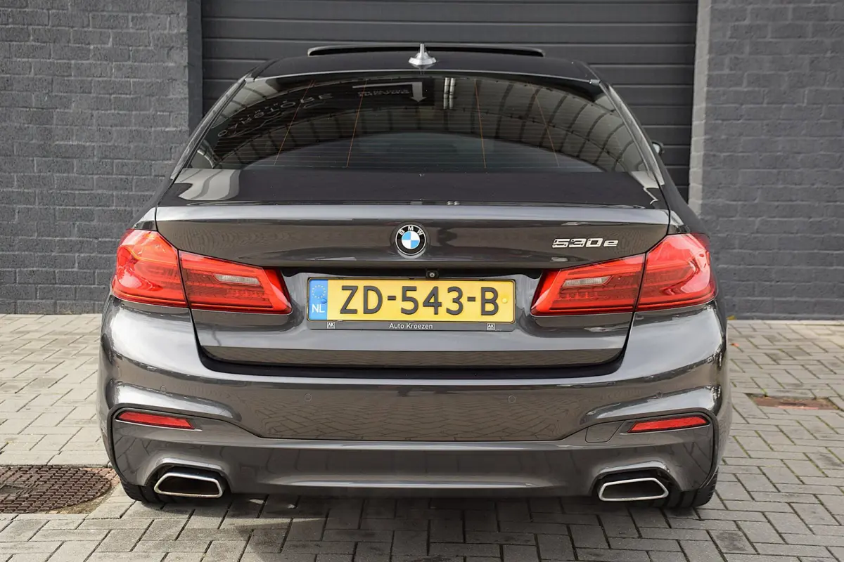 530e iPerformance High Executive*M-Pakket*DAK*360Cam*20Inch*Enz