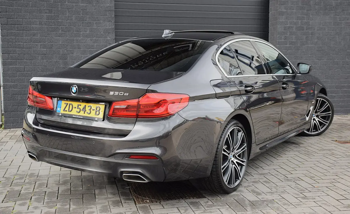 530e iPerformance High Executive*M-Pakket*DAK*360Cam*20Inch*Enz