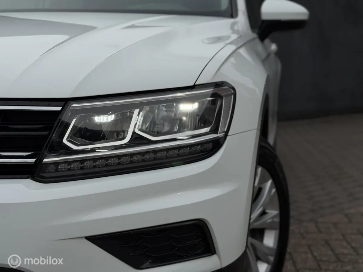 2.0 TSI 4Motion Highline -LED-ACC- *INRUIL MO