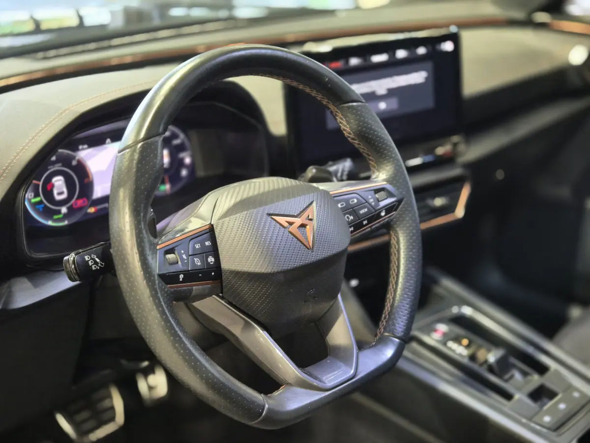 1.4 TSI e-Hybrid VZ Performance Limited 360 Camera | El Trekhaak | Virtual |  19" | Stoelverwarming