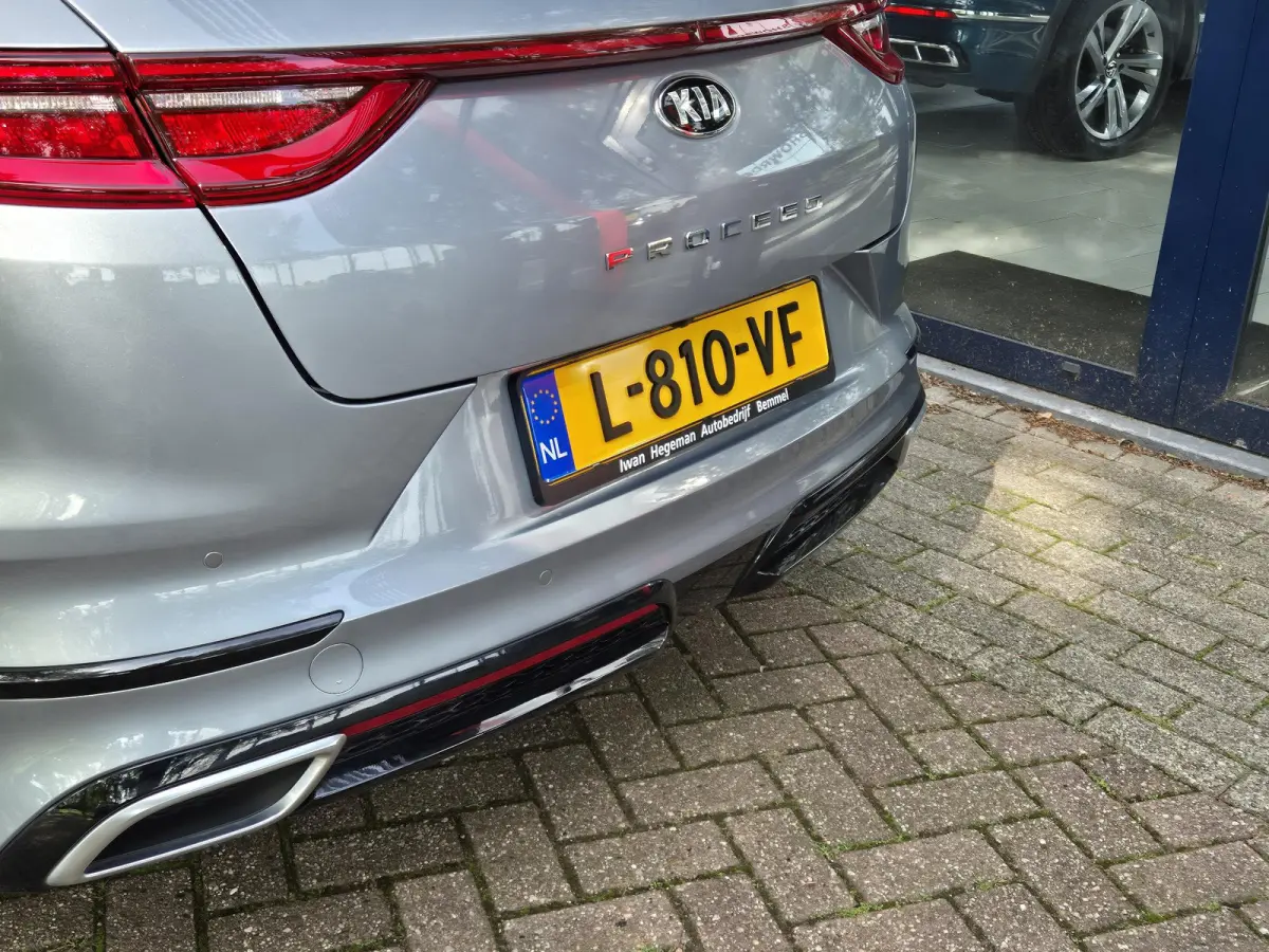 1.0 T-GDI GT-Line | Navigatie | Climate Control | Cruise Control | Licht metalen velgen |