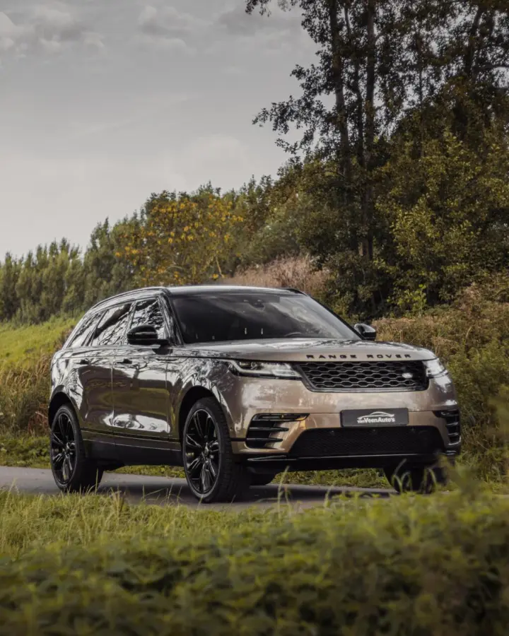 2.0 I4 Turbo AWD R-Dynamic HSE