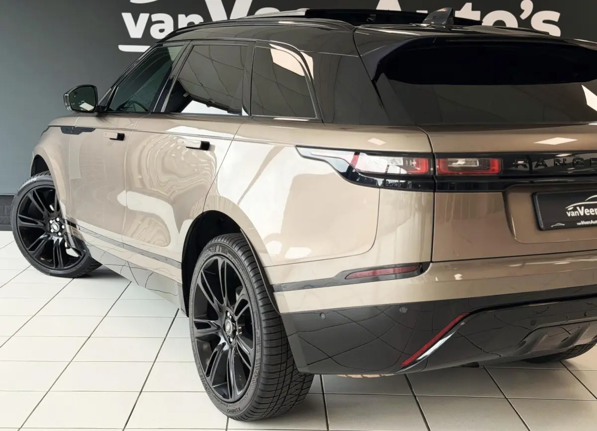 2.0 I4 Turbo AWD R-Dynamic HSE