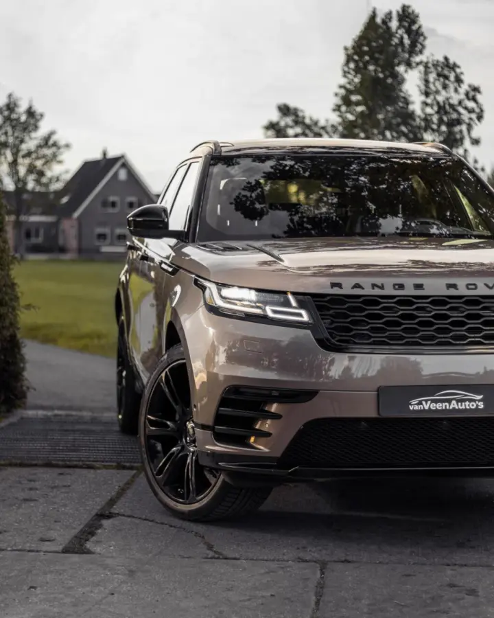 2.0 I4 Turbo AWD R-Dynamic HSE