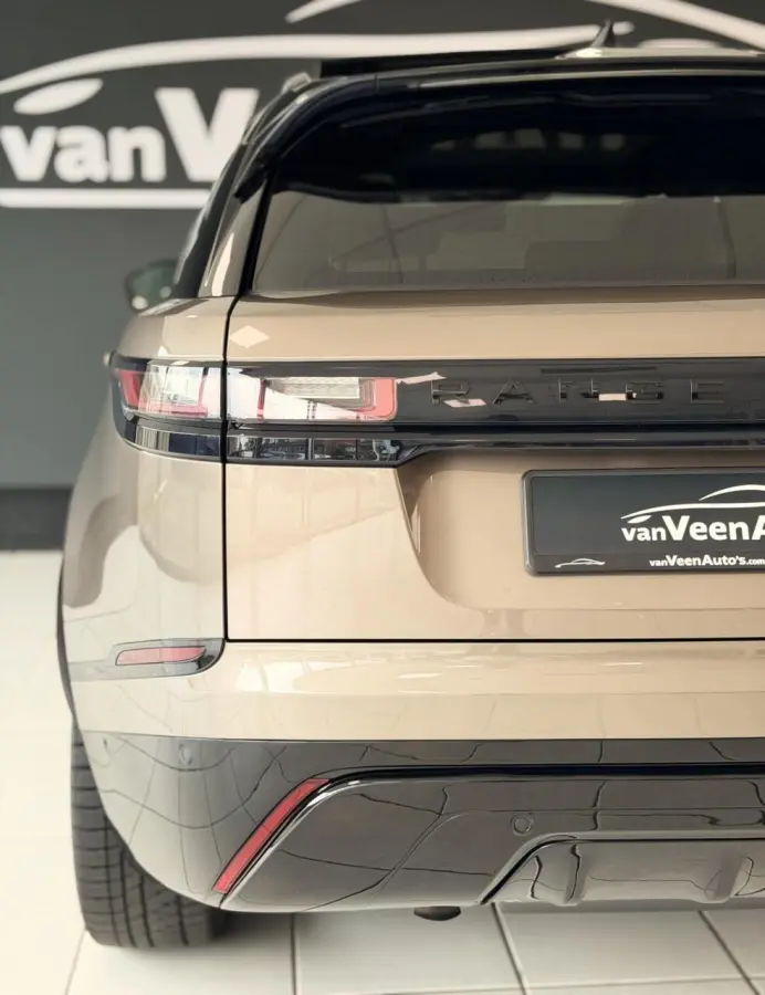 2.0 I4 Turbo AWD R-Dynamic HSE