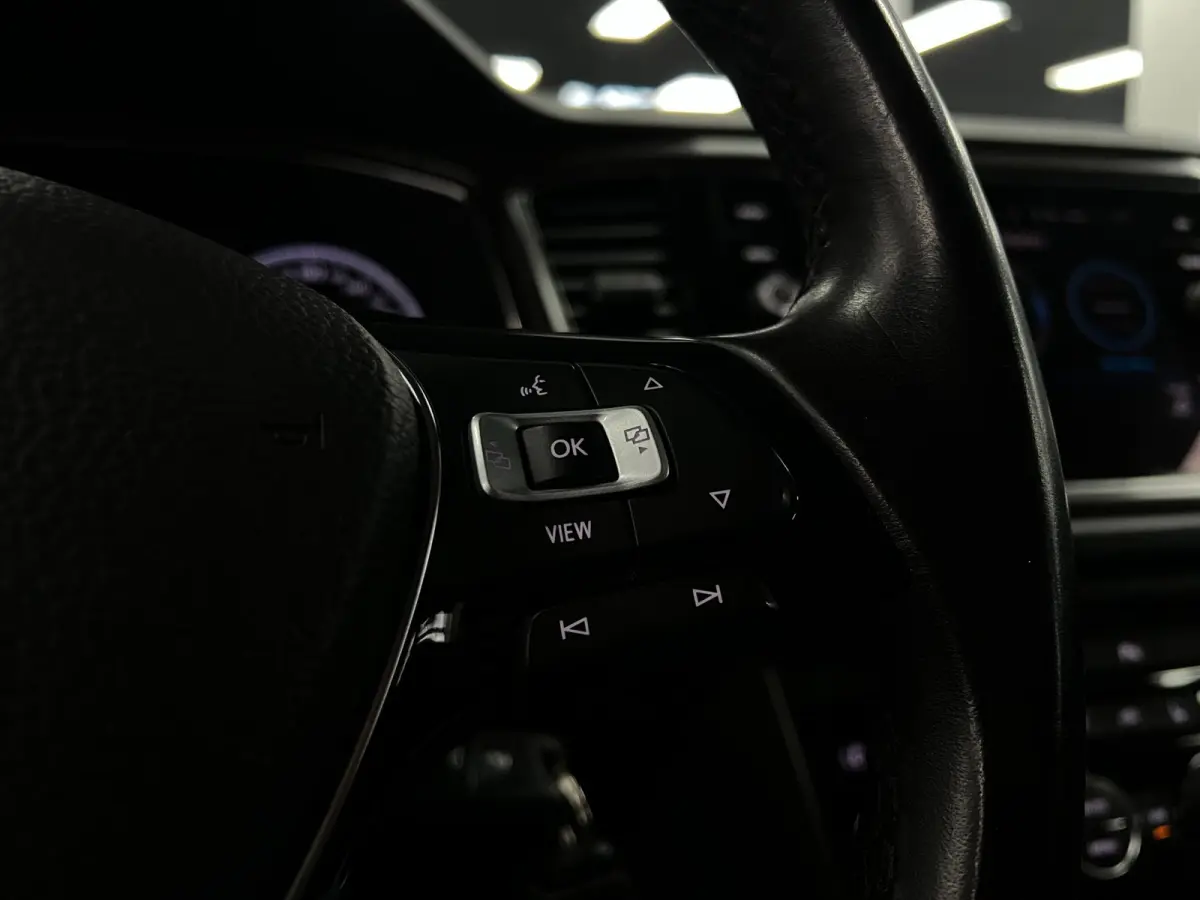 1.0 TSI 1.0 TSI | Elek.Koffer| Carplay| ACC