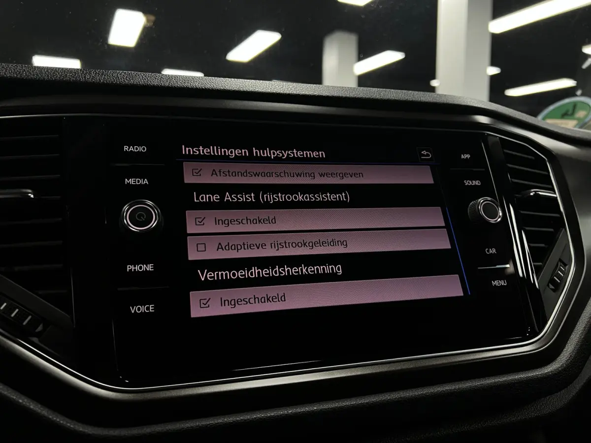 1.0 TSI 1.0 TSI | Elek.Koffer| Carplay| ACC