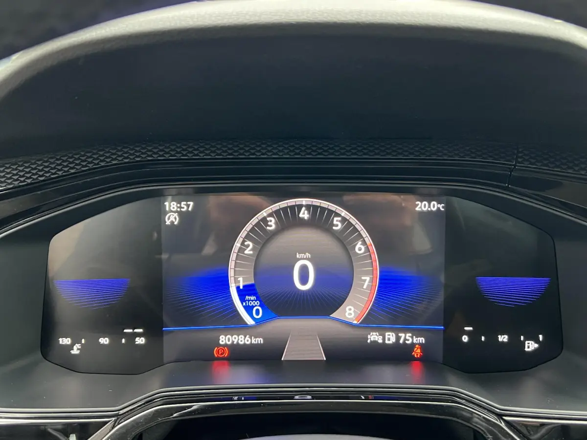 1.0 TSI Life