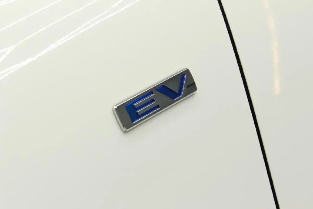 e-SkyActiv EV 145 Exclusive-line 36 kWh|HUD|MEM
