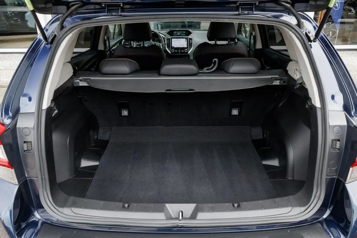 2.0i CVT Premium | Eyesight | Trekhaak | Navigatie | Lederen bekleding |