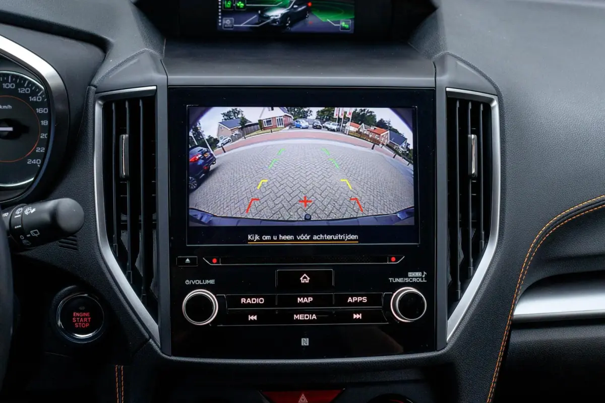 2.0i CVT Premium | Eyesight | Trekhaak | Navigatie | Lederen bekleding |